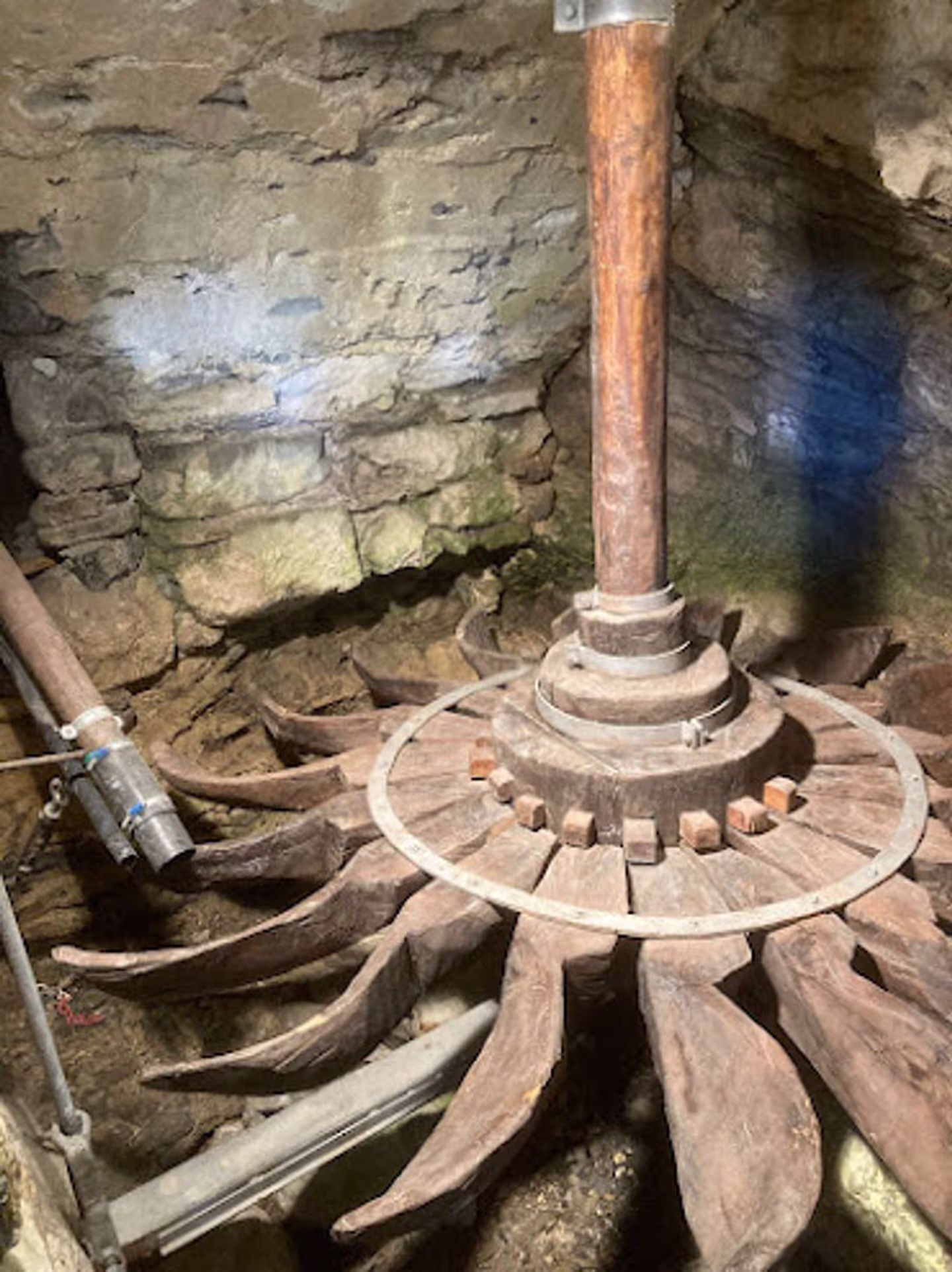 Rocchetta Nervina - mulino a ruota orizzontale